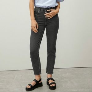 NWOT - Everlane High Waist Straight Jeans - Black (size 27)